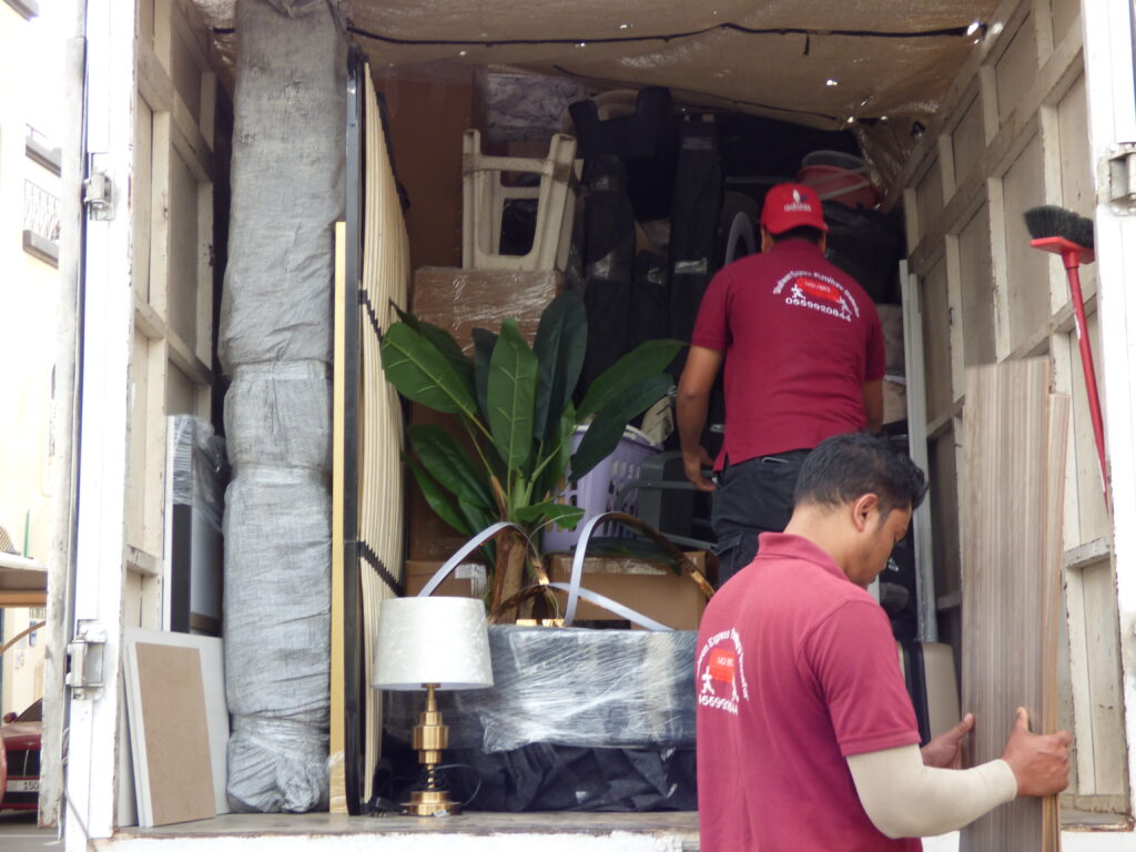 house moving service in UAE